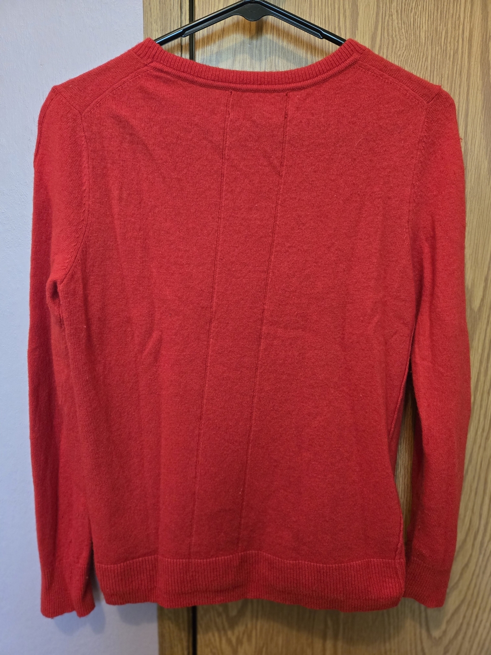 Banana Republic Red Cashmere Crewneck Sweater - Picture 3 of 8